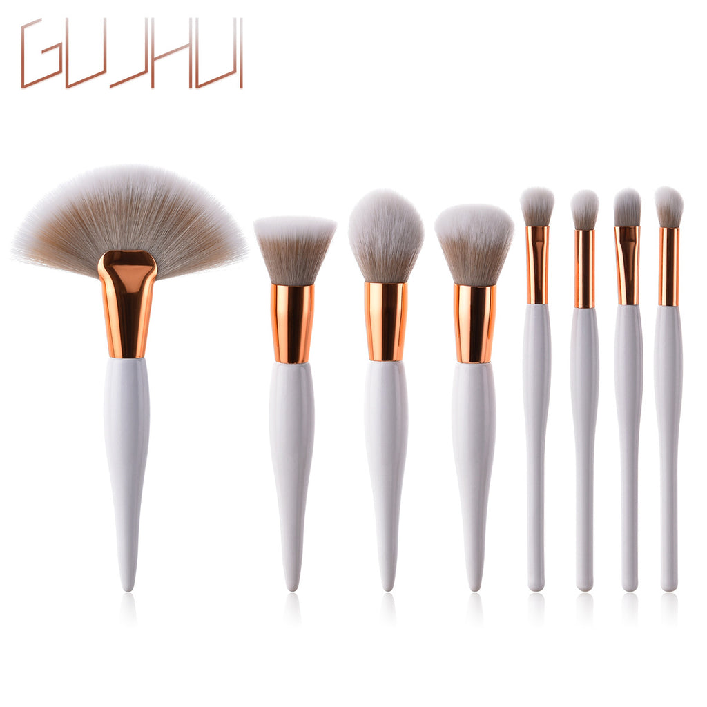 Ensemble de 8 pinceaux de maquillage avec manche noir et tubes argentés