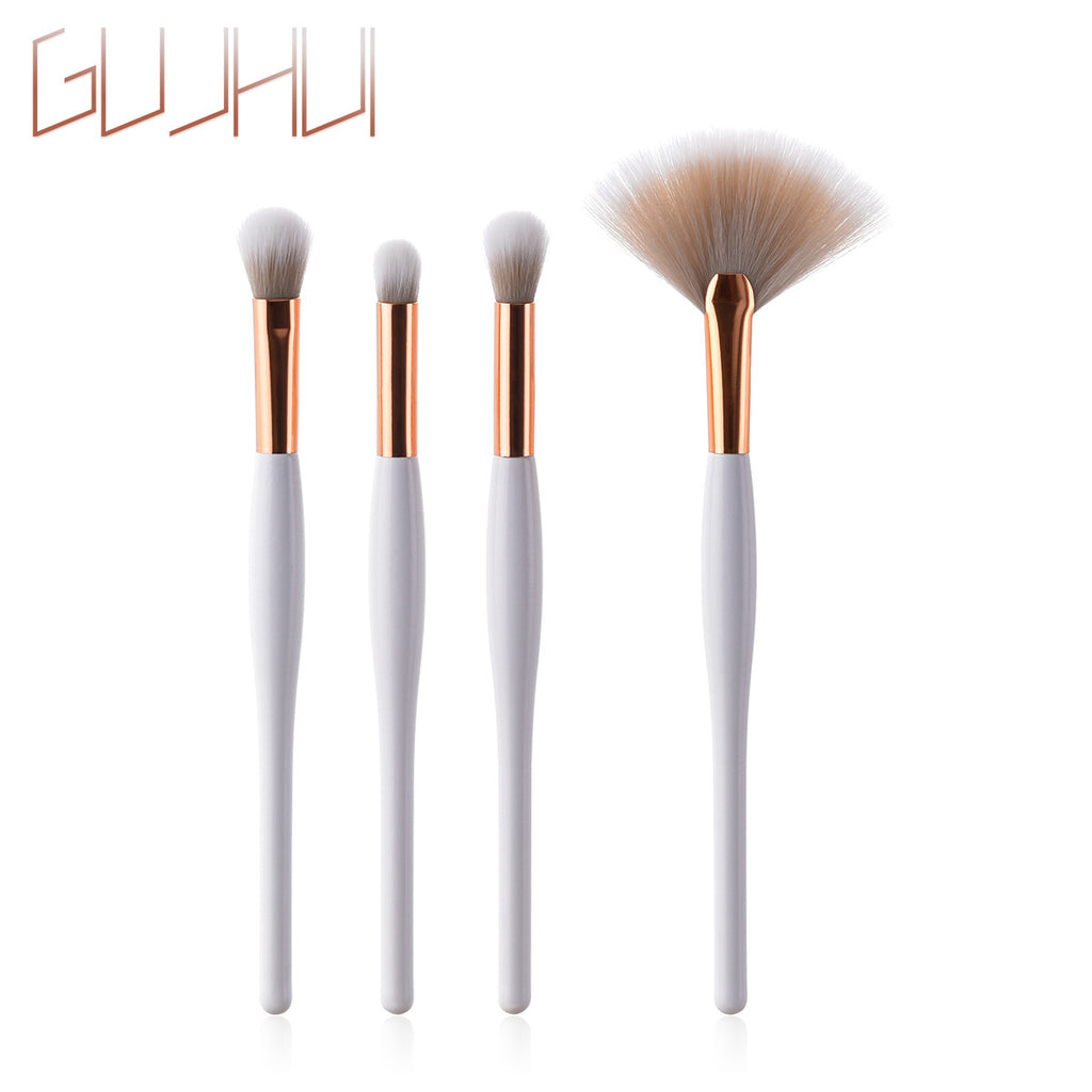 Ensemble de 8 pinceaux de maquillage avec manche noir et tubes argentés