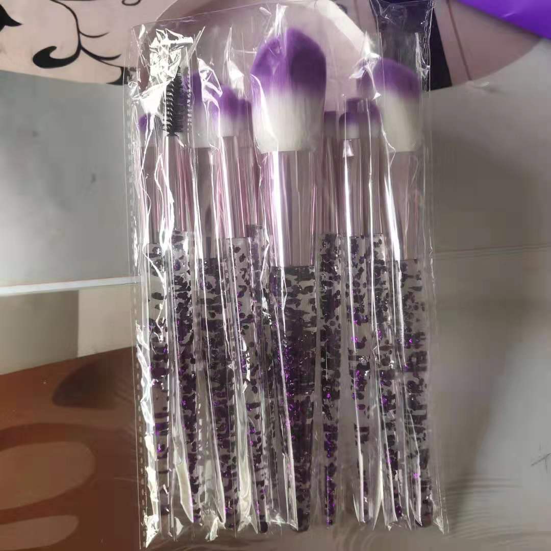 Ensemble de 10 pinceaux de maquillage pour la beauté et l'estompage